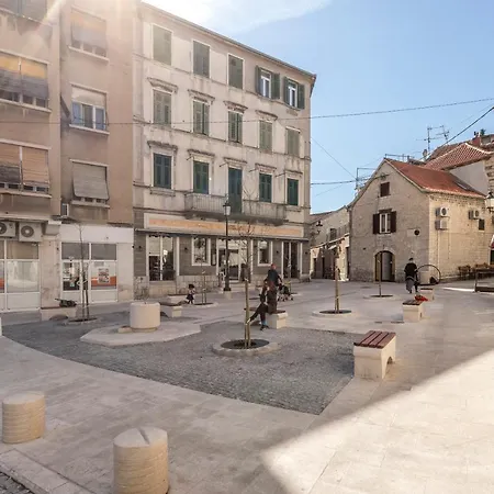 Apartment Insula Split